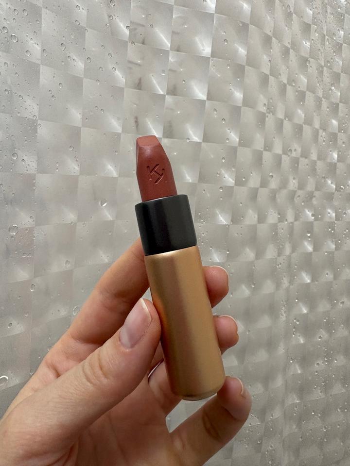 KIKO MILANO помада Velvet Passion Matte Lipstick 302