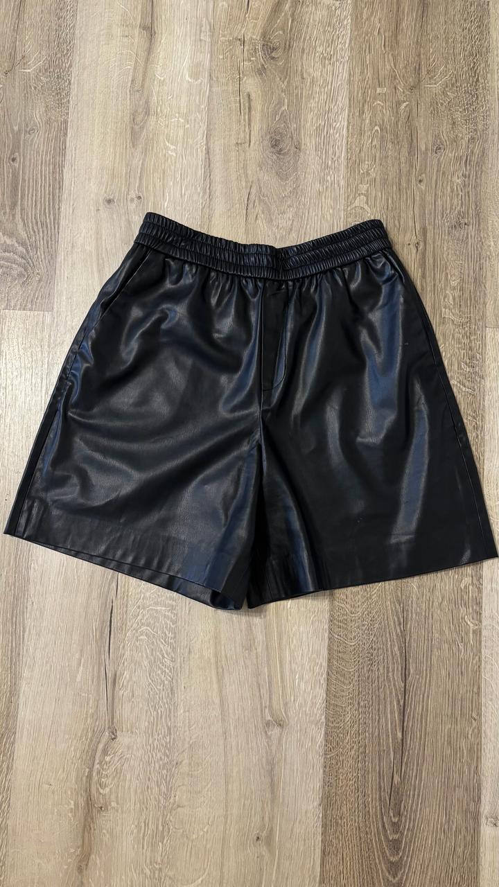 Шорты из экокожи ZARA