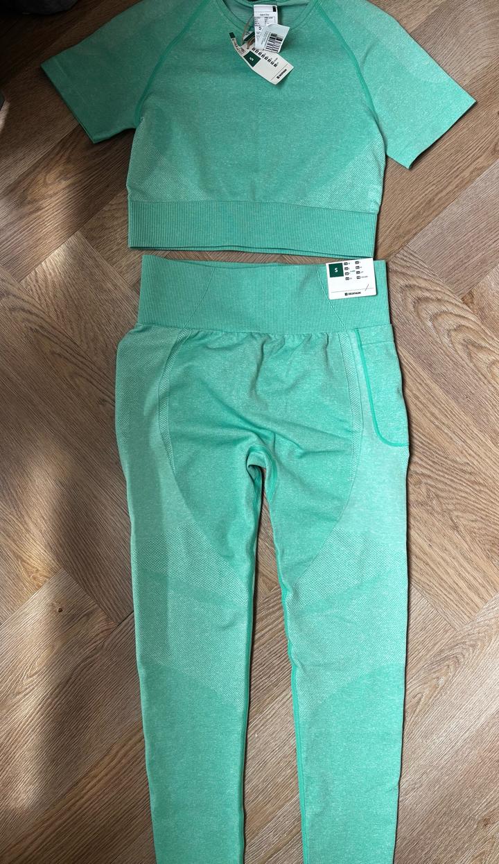 DECATHLON