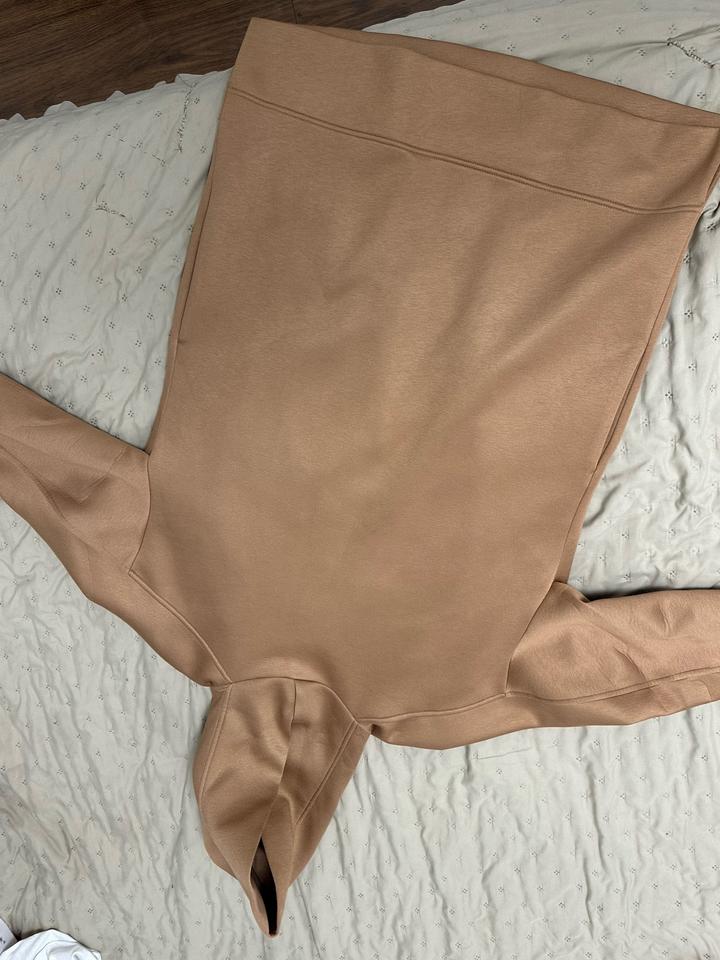 Длинное худи с капюшоном