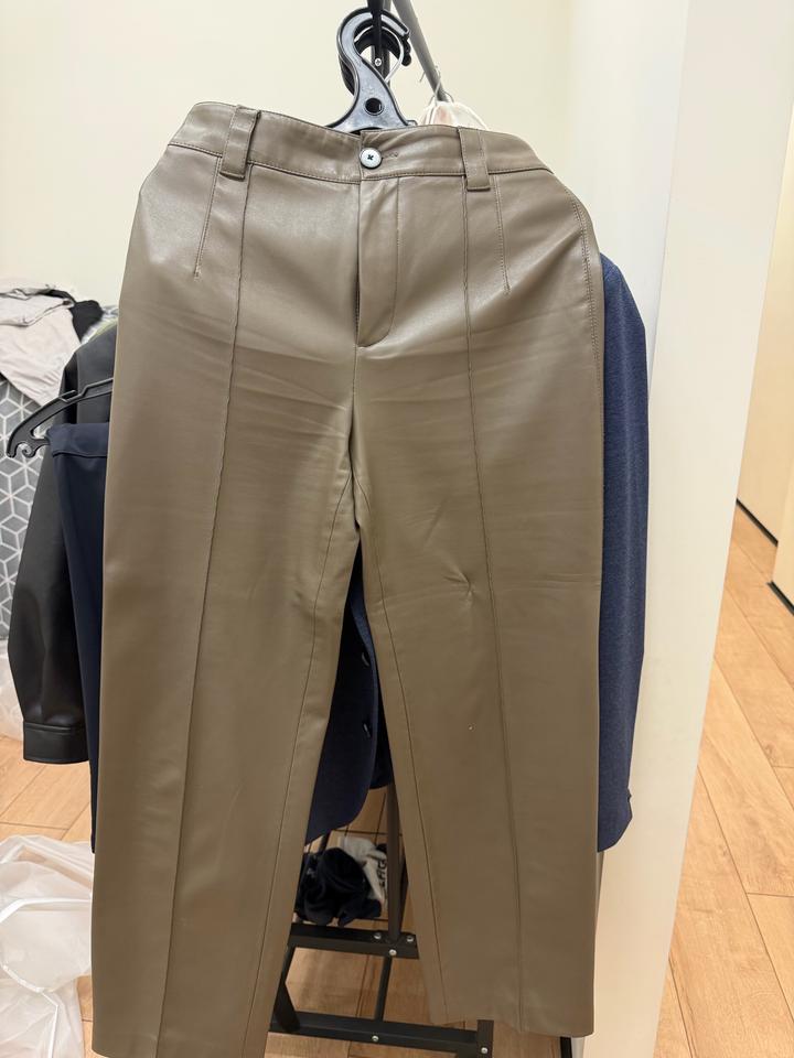 Кожаные брюки Zara