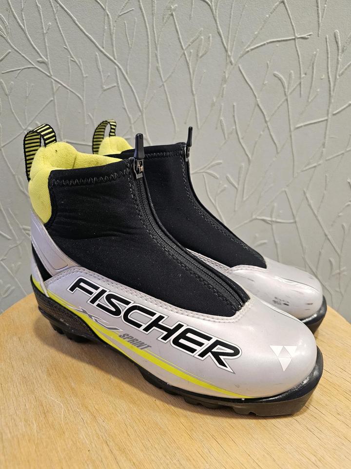 Fisher Fischer XJ Sprint лыжные ботинки