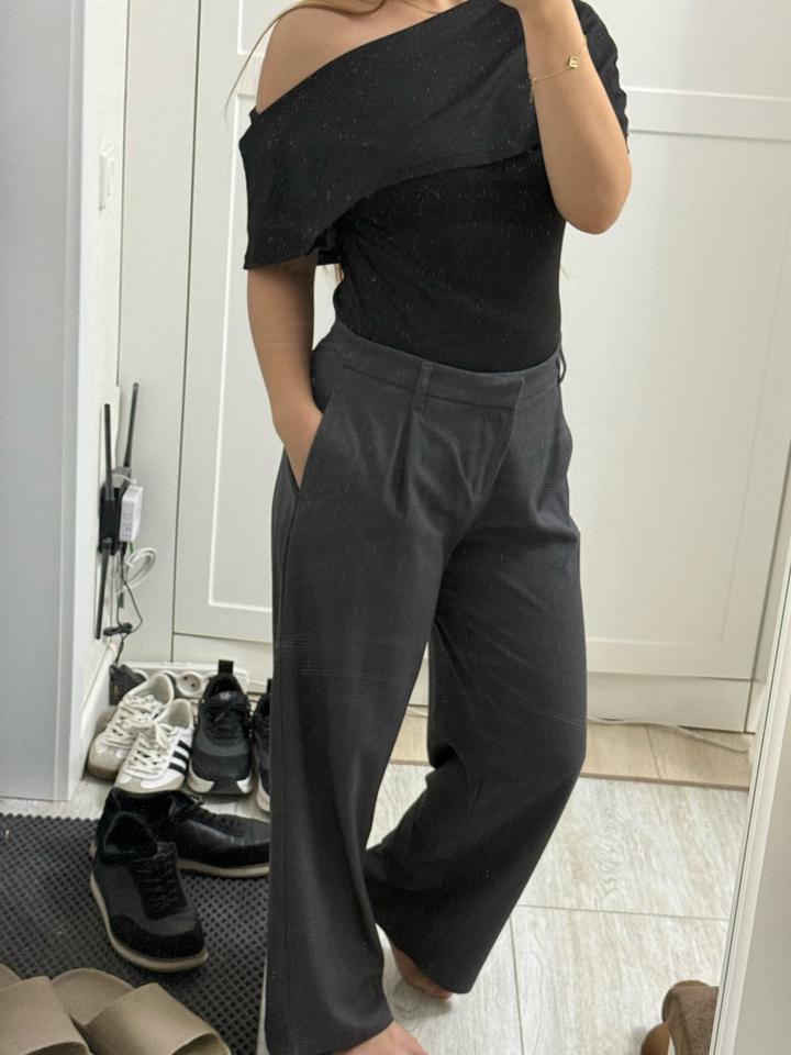 Брюки Bershka
