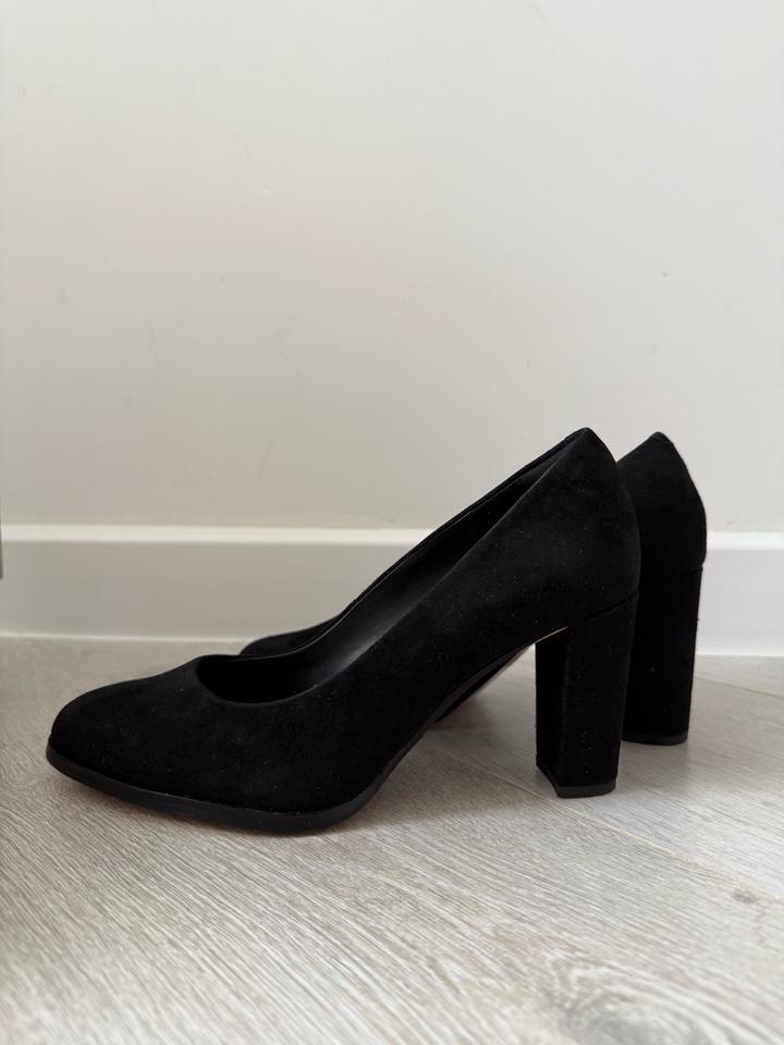 Clarks