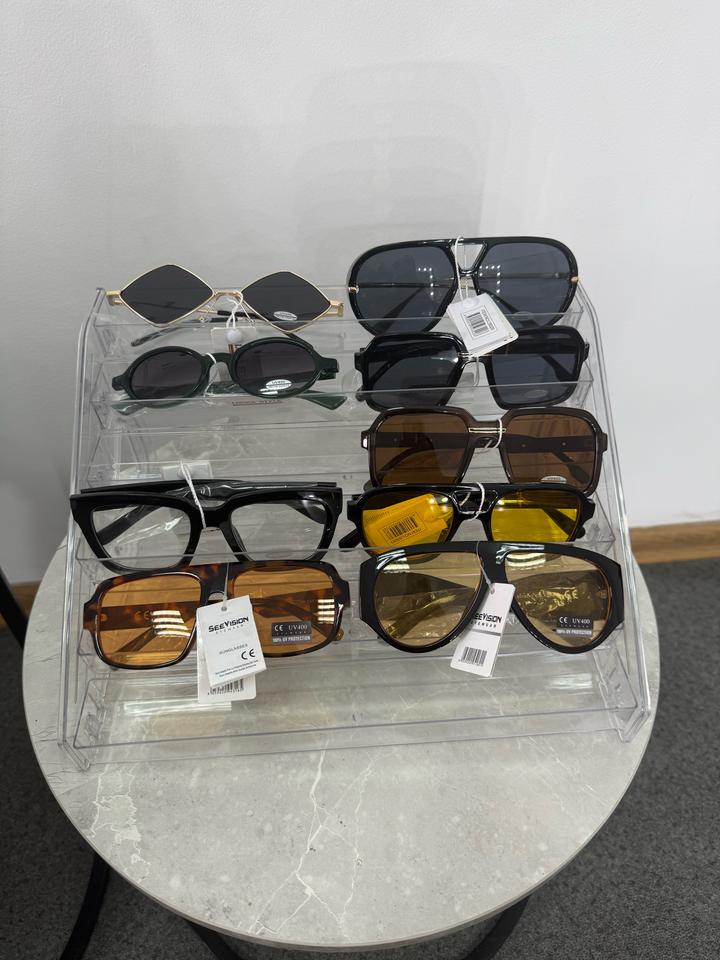 Нет бренда
