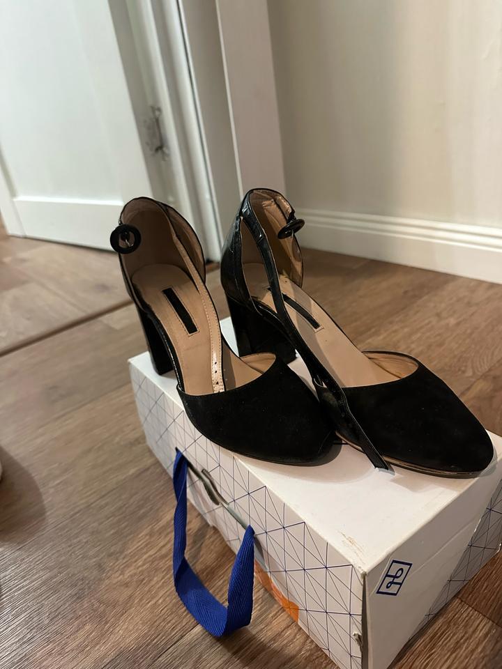 Dorothy Perkins