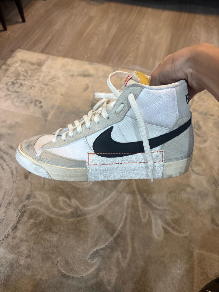 Nike