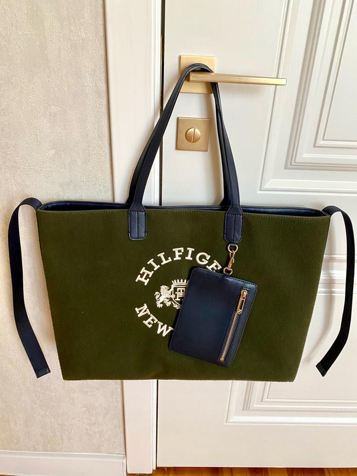 Tommy Hilfiger
