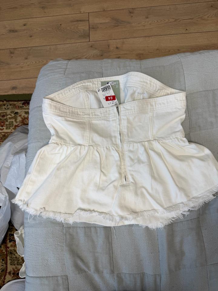 H&M