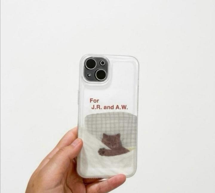 Чехол на iPhone 14