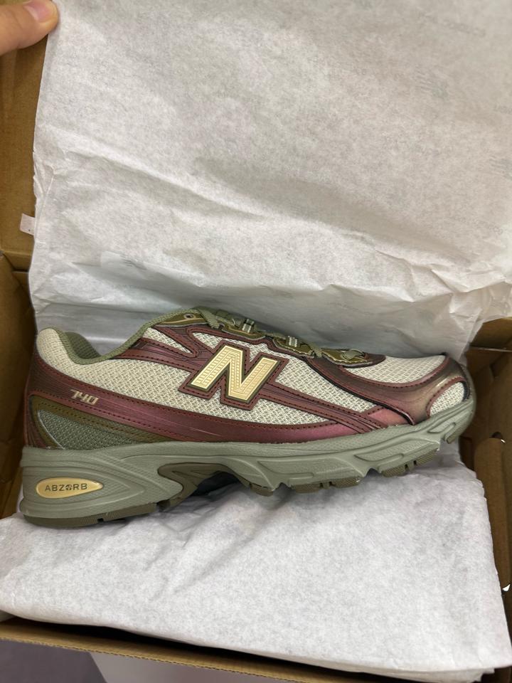 Кроссовки New Balance 740