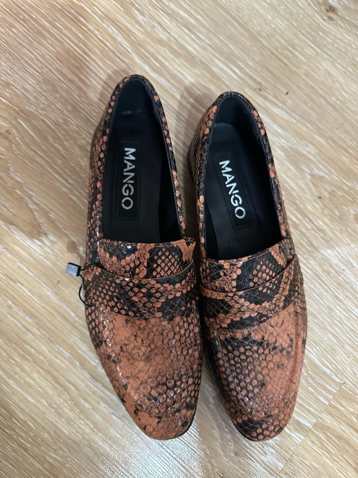 Лоферы Mango
