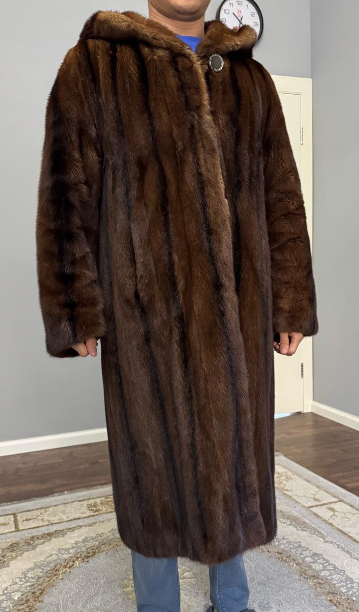 MINK Шуба норковая с капюшоном