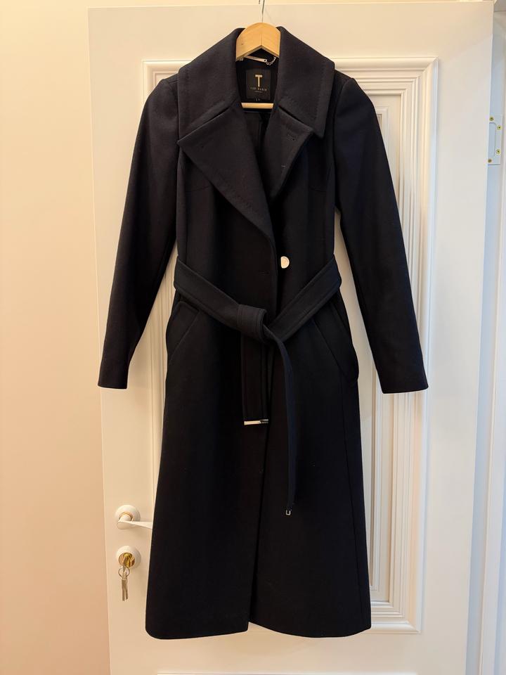 Пальто Ted Baker