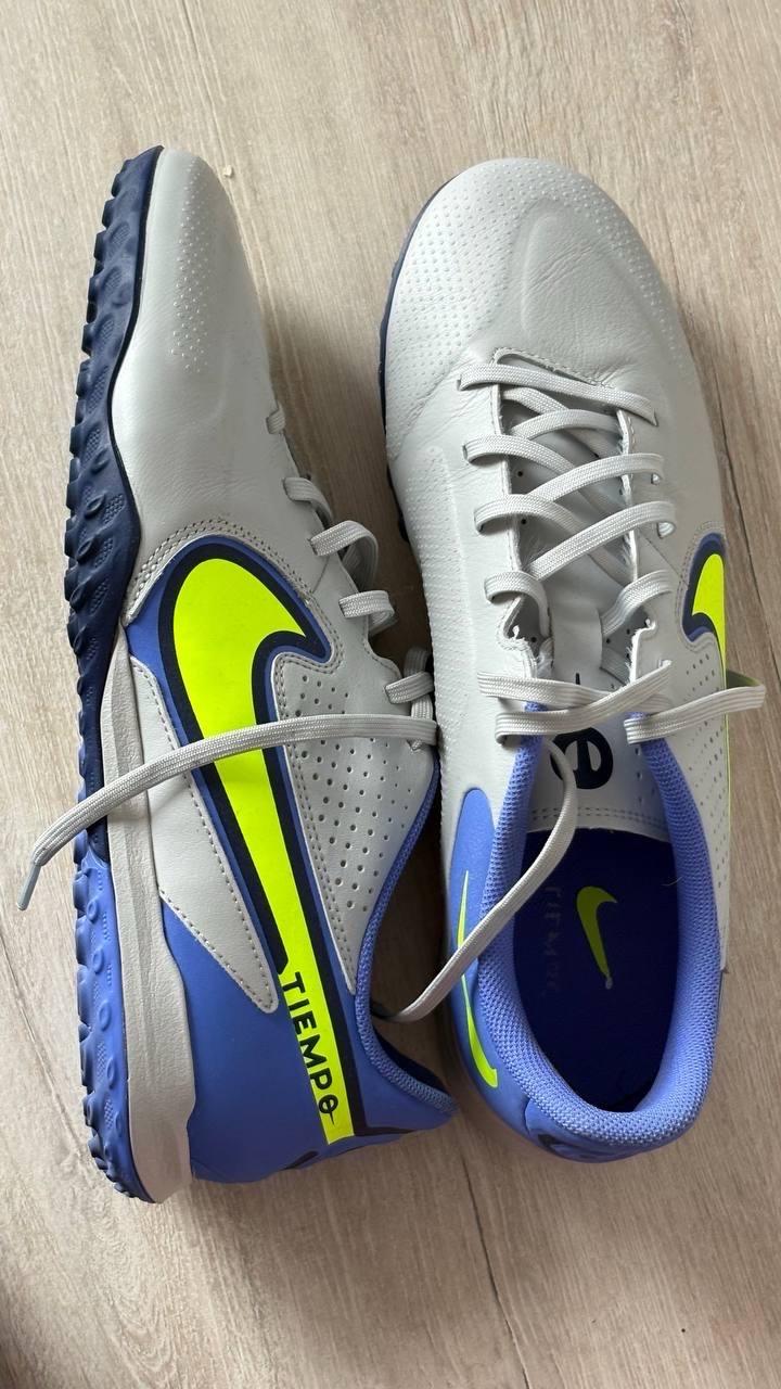 Nike