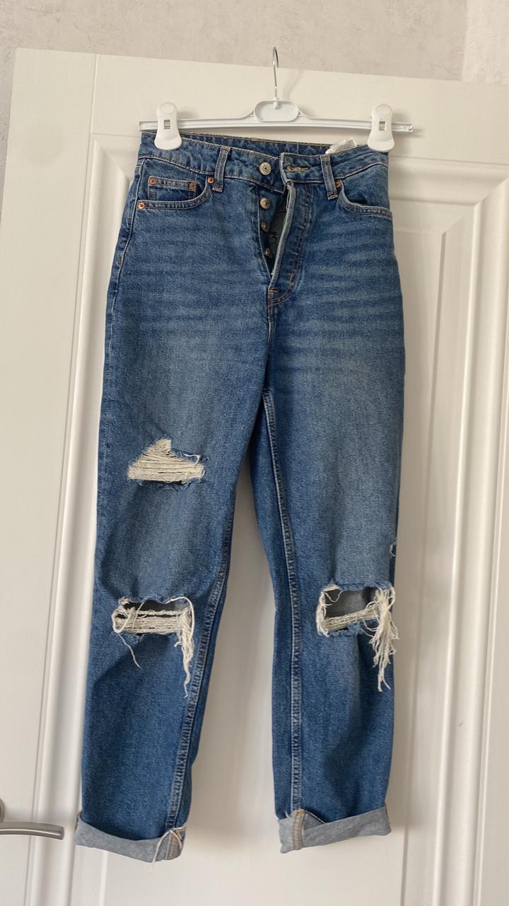 H&M