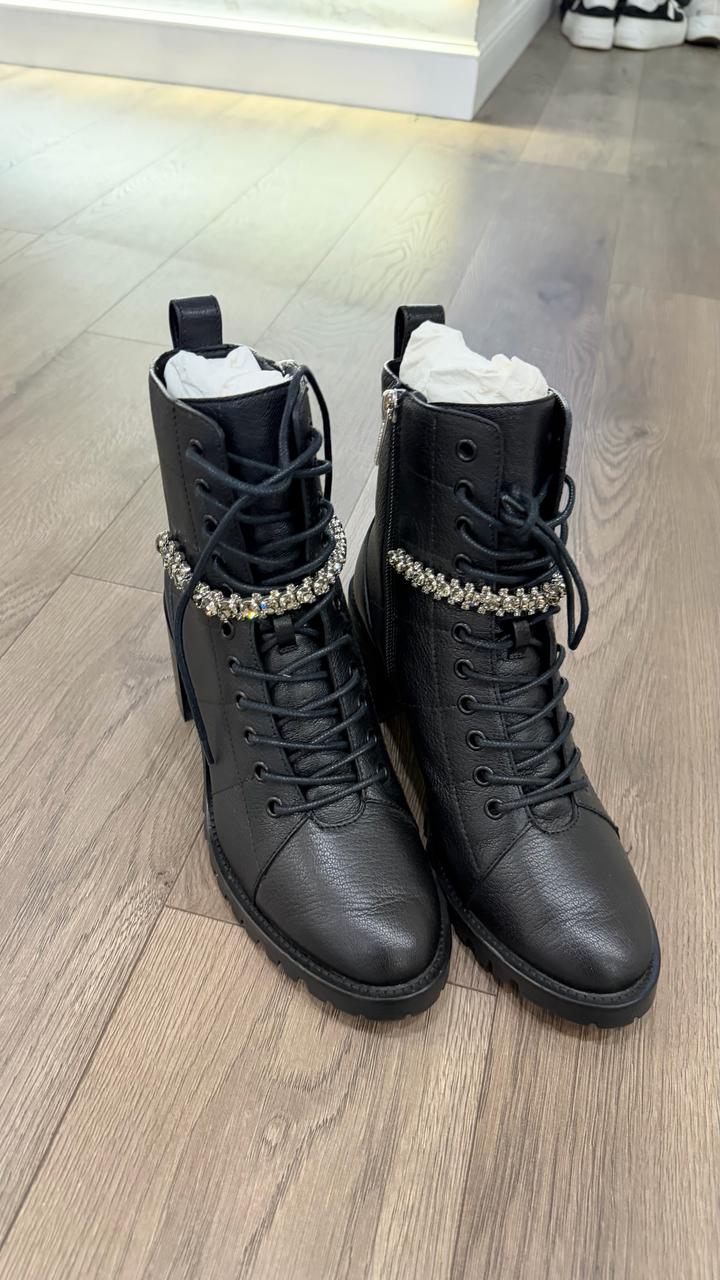 Jimmy Choo
