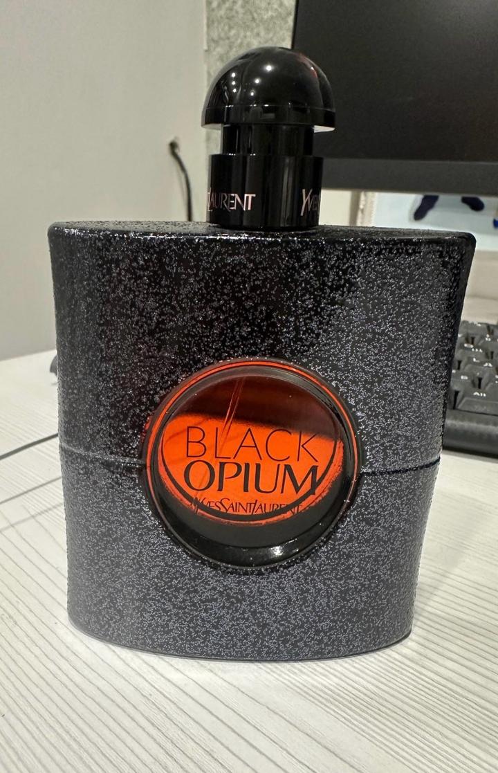 Yves Saint Laurent Black Opium парфюмерная вода