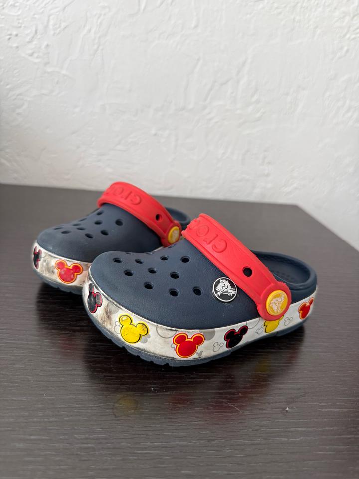 Crocs