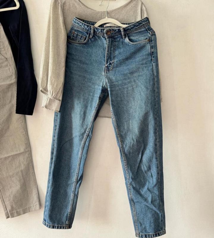 Джинсы Zara