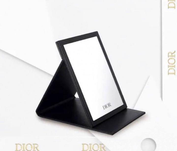 Зеркальце Dior