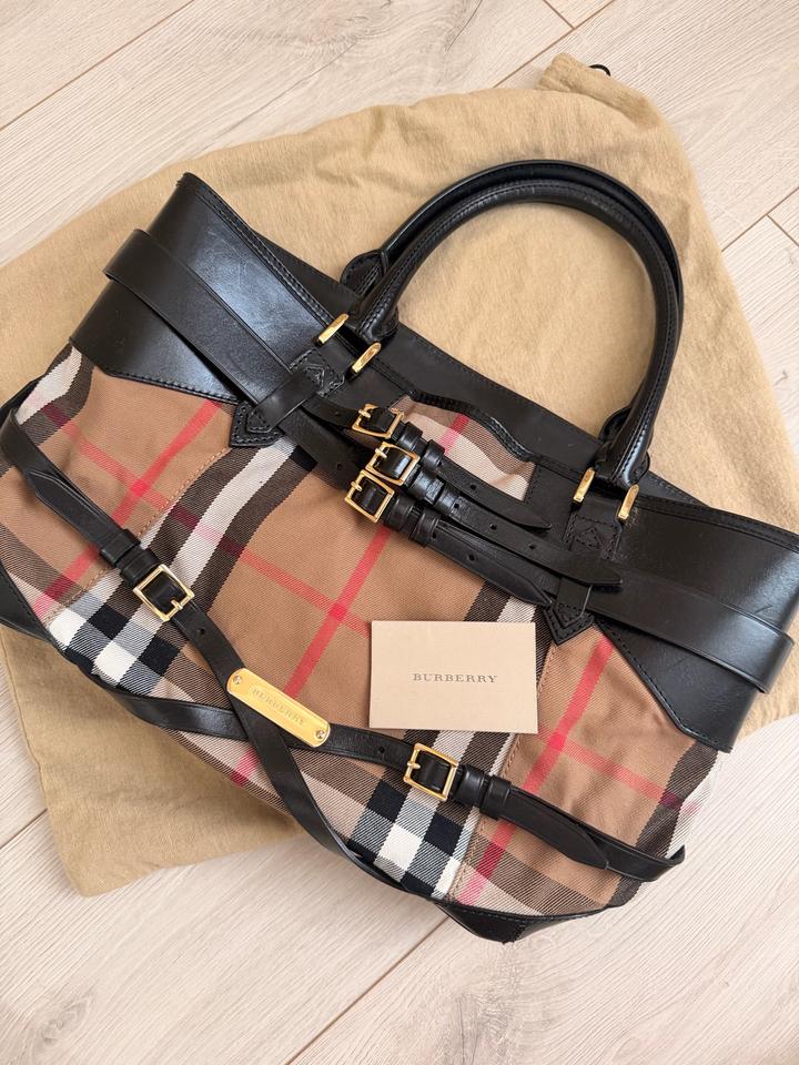 Сумка Burberry