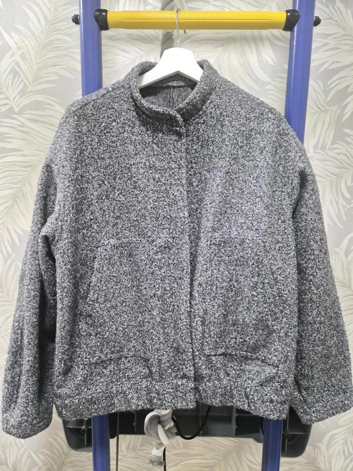 Бомбер Zara