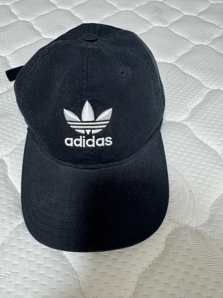 Бейсболка adidas