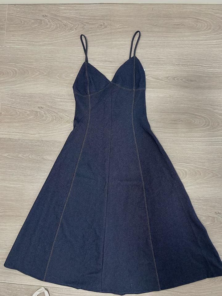 Джинсовое платье от Zara