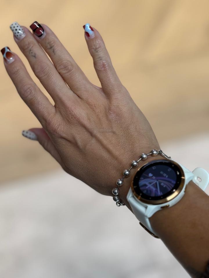 Смарт-часы Garmin Vivo Active 4S