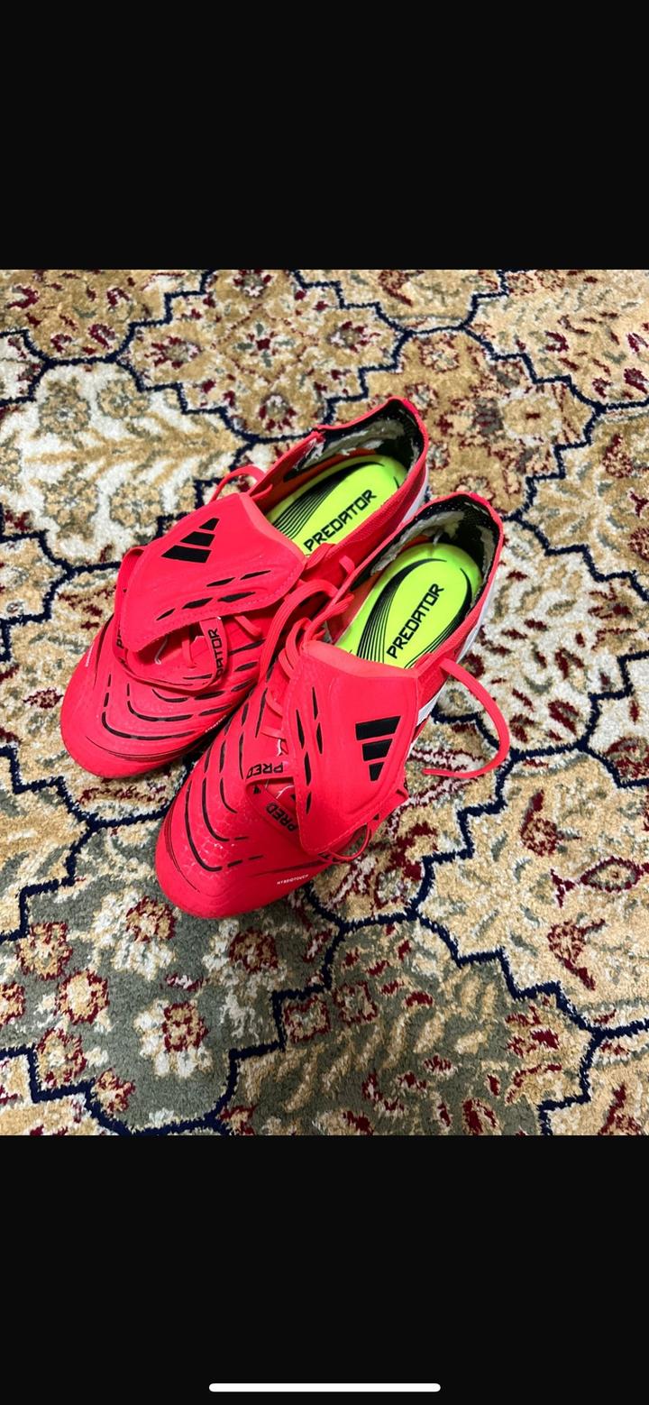 Продам бутсы Adidas Predator elite