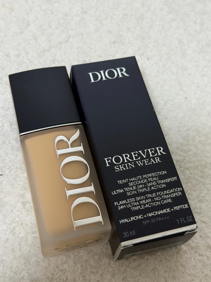 Dior Forever Skin Wear тональный крем