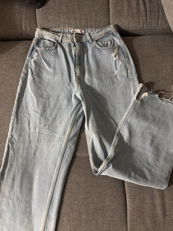 Джинсы ZARA