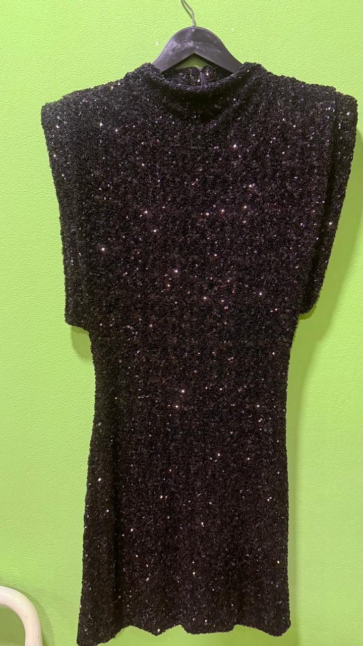 Платье Zara с пайетками