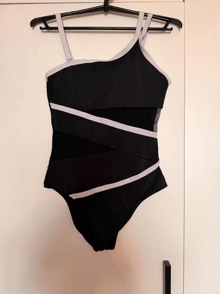 Нет бренда