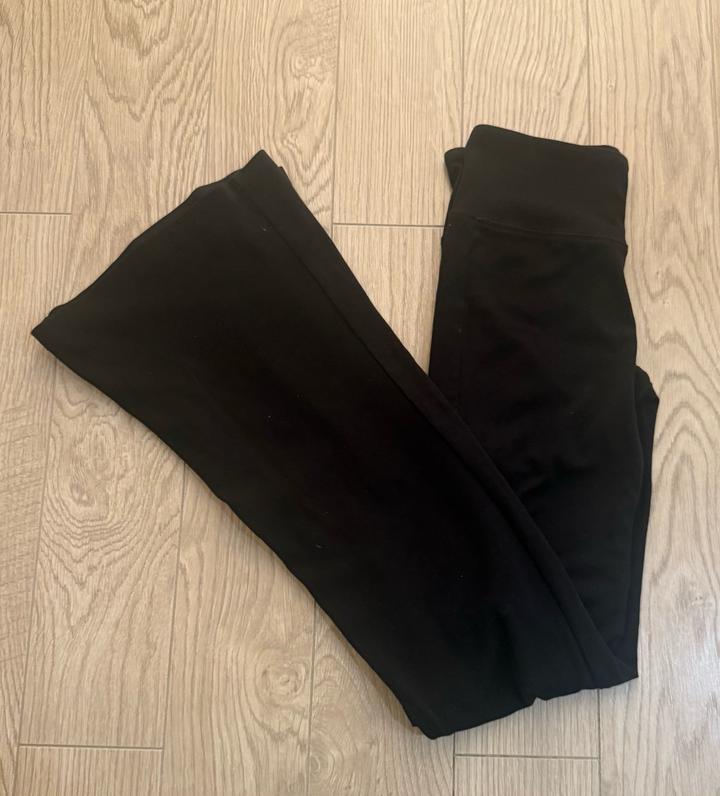 Bershka Брюки клеш