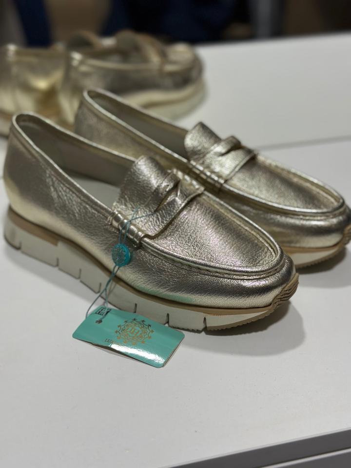 Santoni