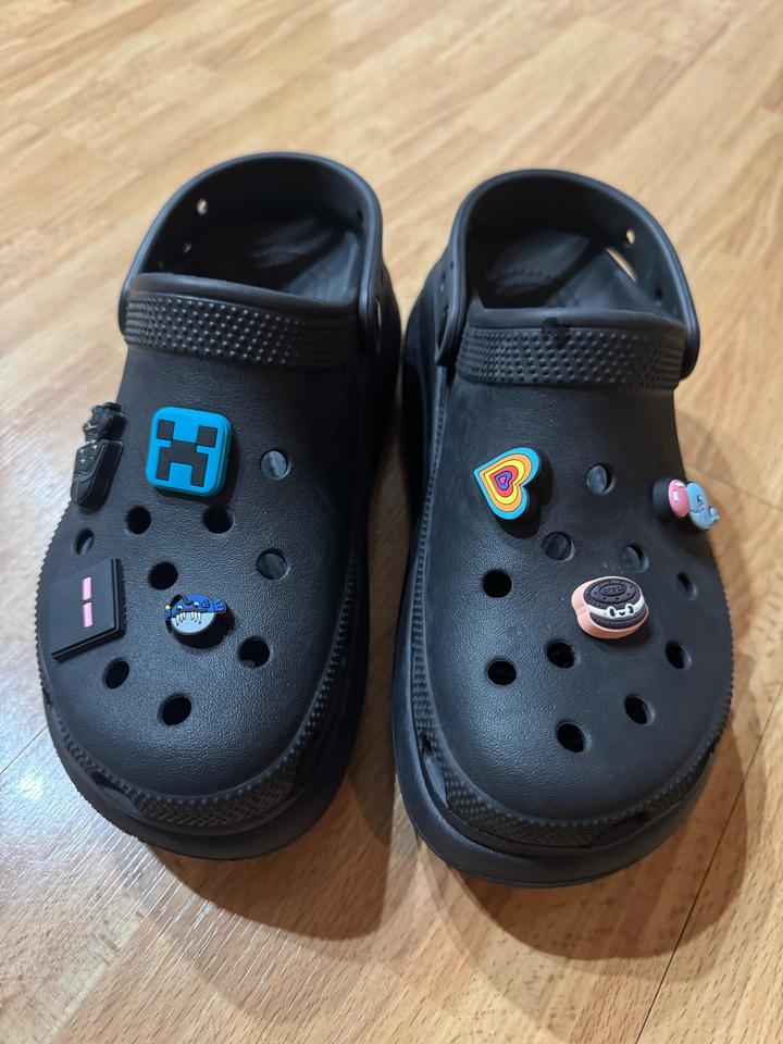 Crocs