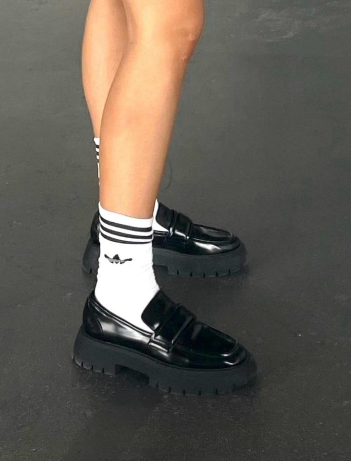 Лоферы Zara