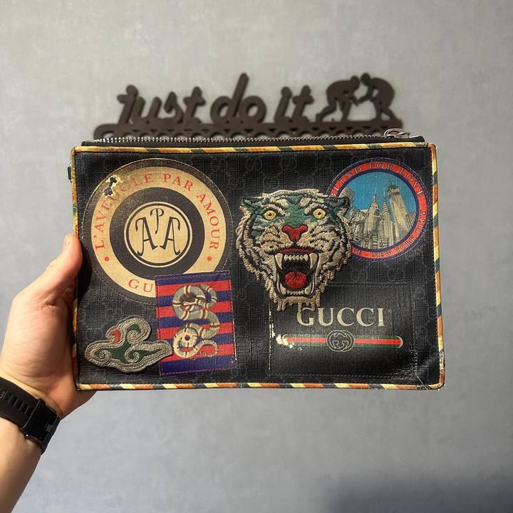 Gucci