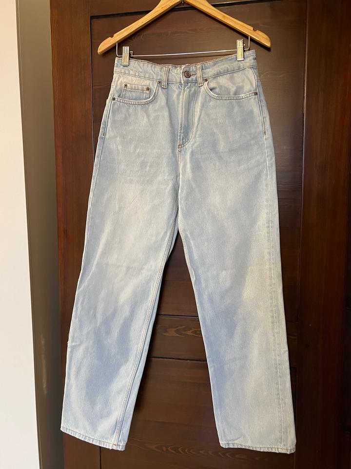 Джинсы Zara