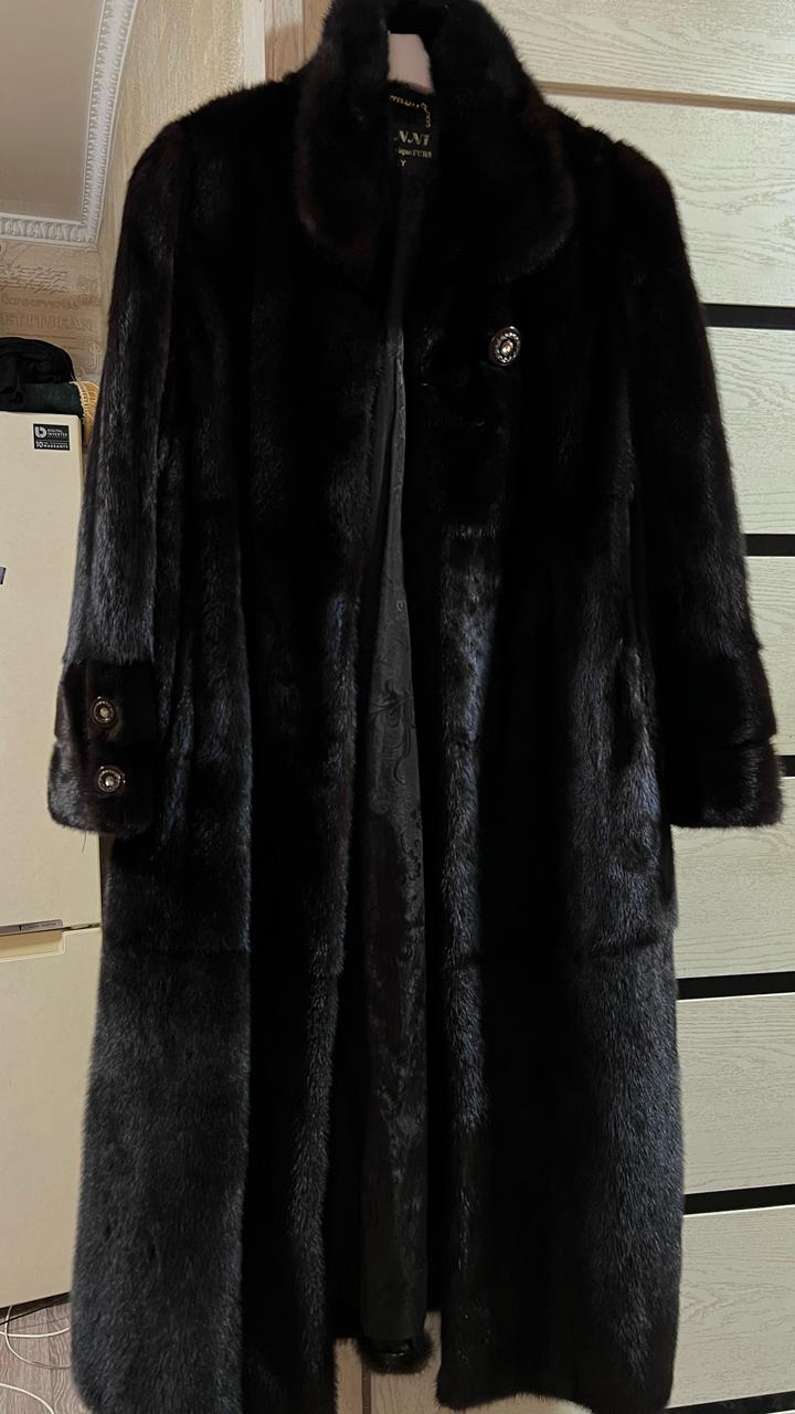 DIANNI Luxury Boutique FURS