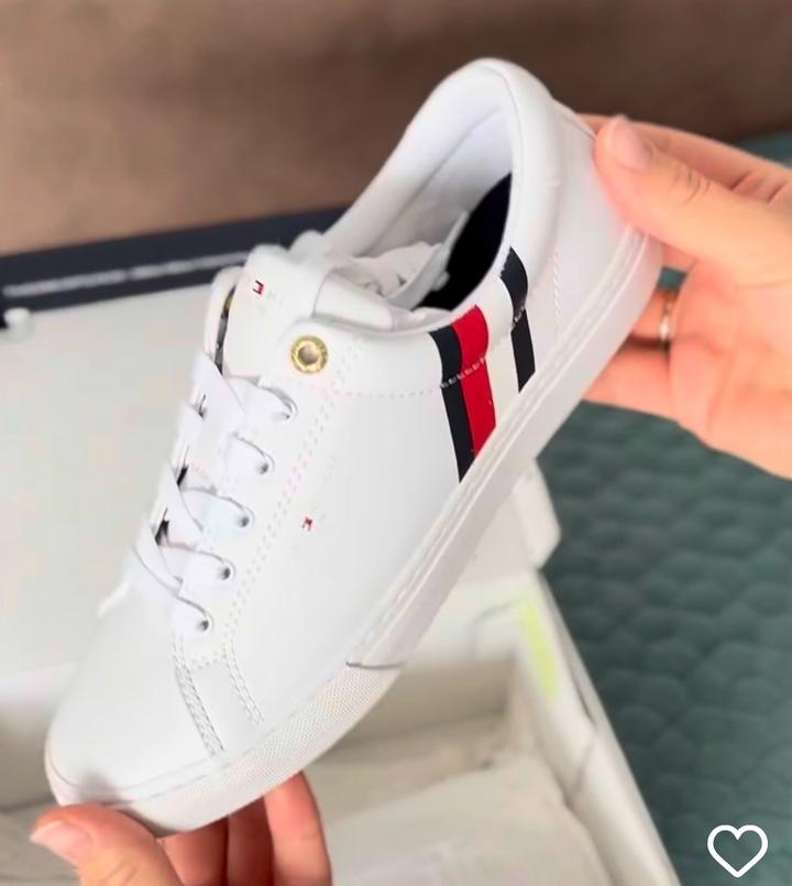 Tommy Hilfiger