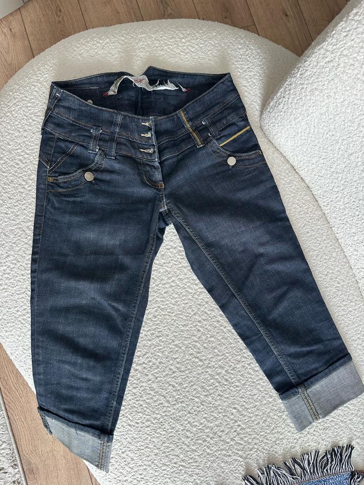 River Island