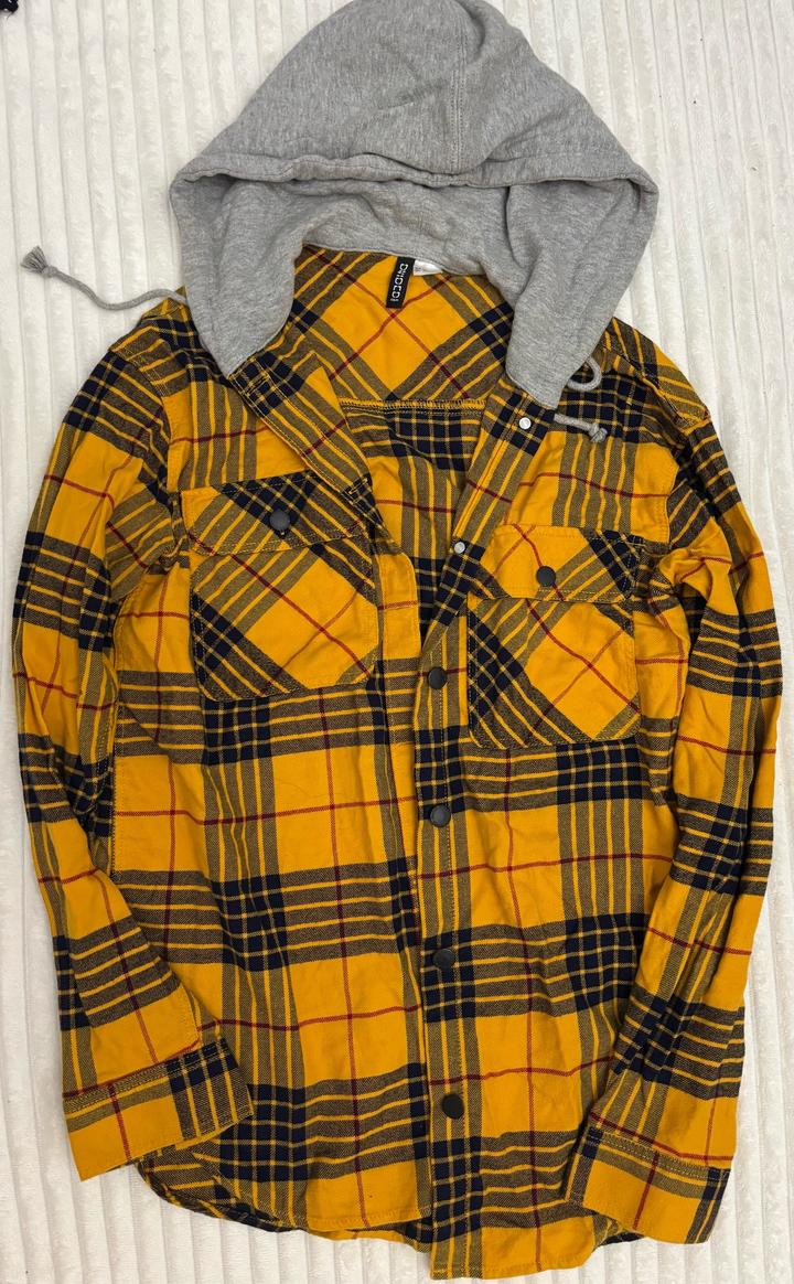 Рубашка H&M в клетку с капюшоном