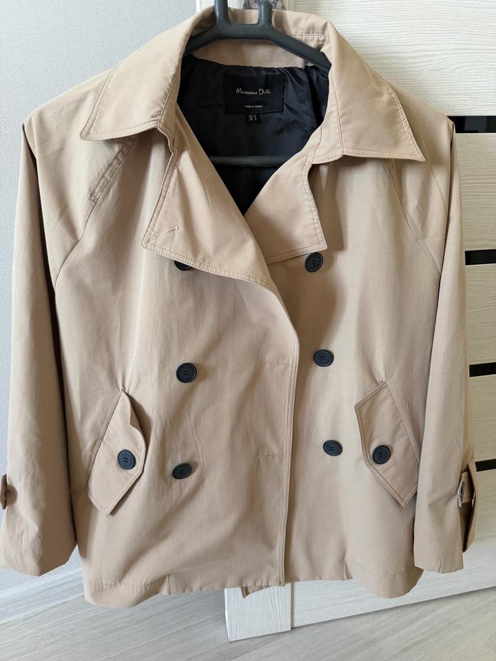 Укороченный тренч Massimo Dutti