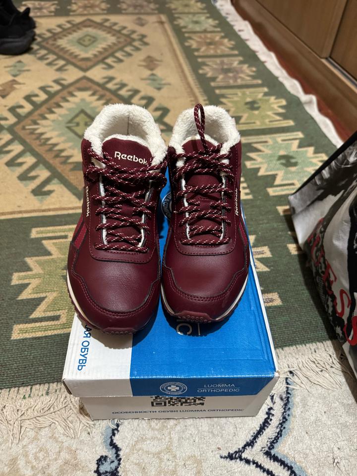 Кроссовки Reebok