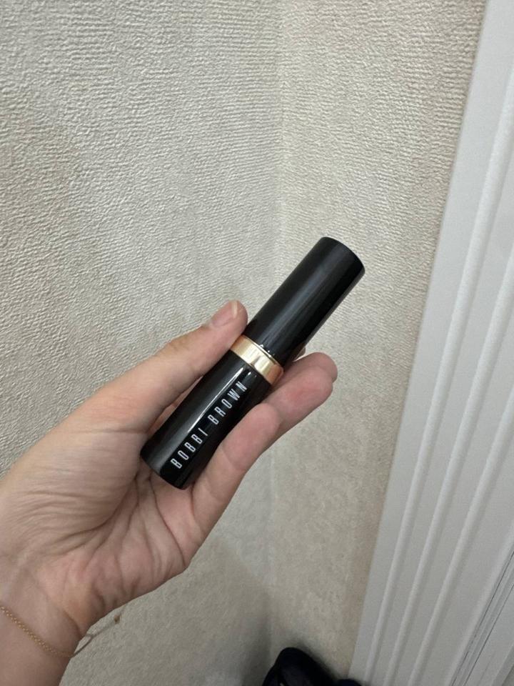 Bobbi Brown