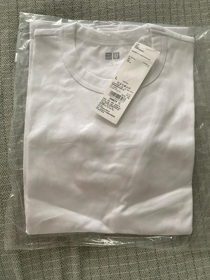 Футболка женская UNIQLO