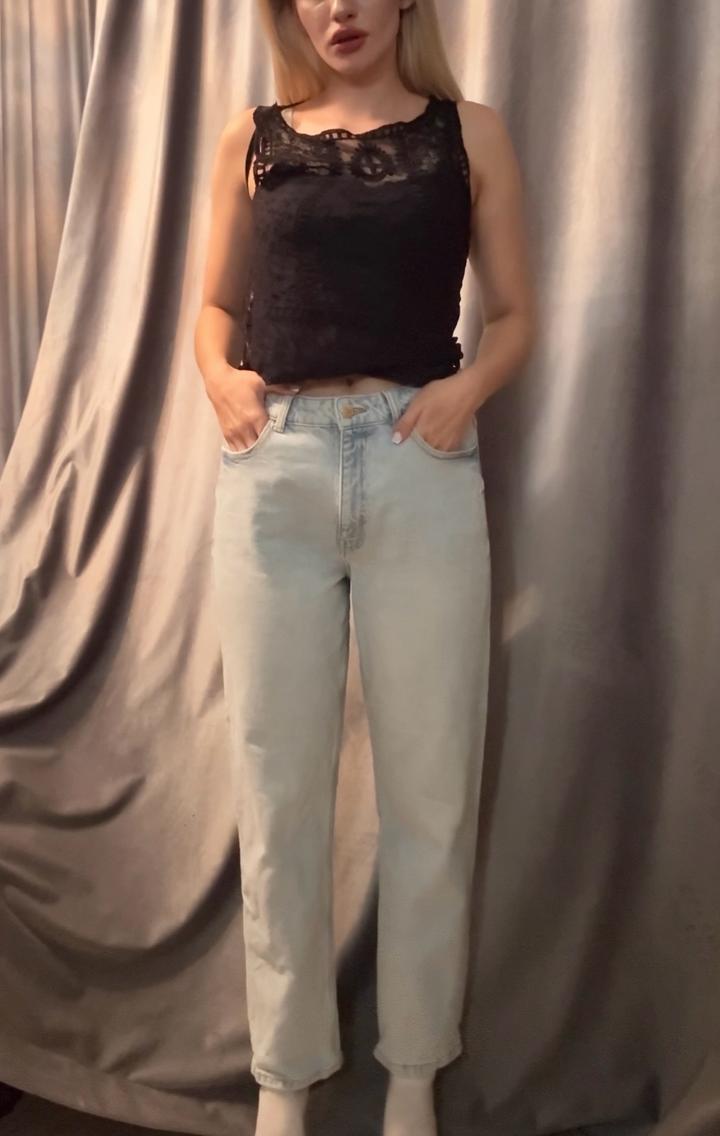 Светлые джинсы Zara